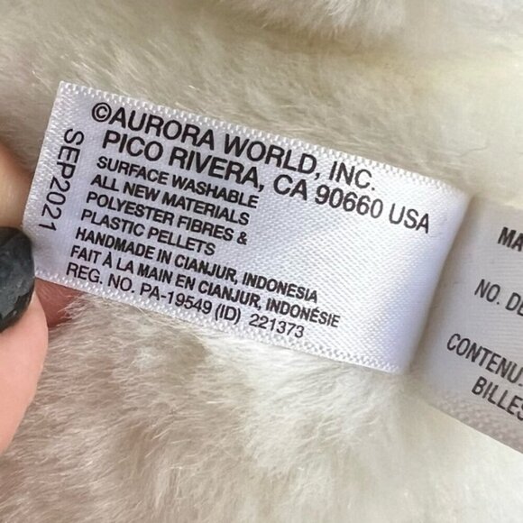 Aurora World - Lin Lin Panda, Sitting Panda Bear Animal PlushToy. Black/White. - Picture 8 of 10